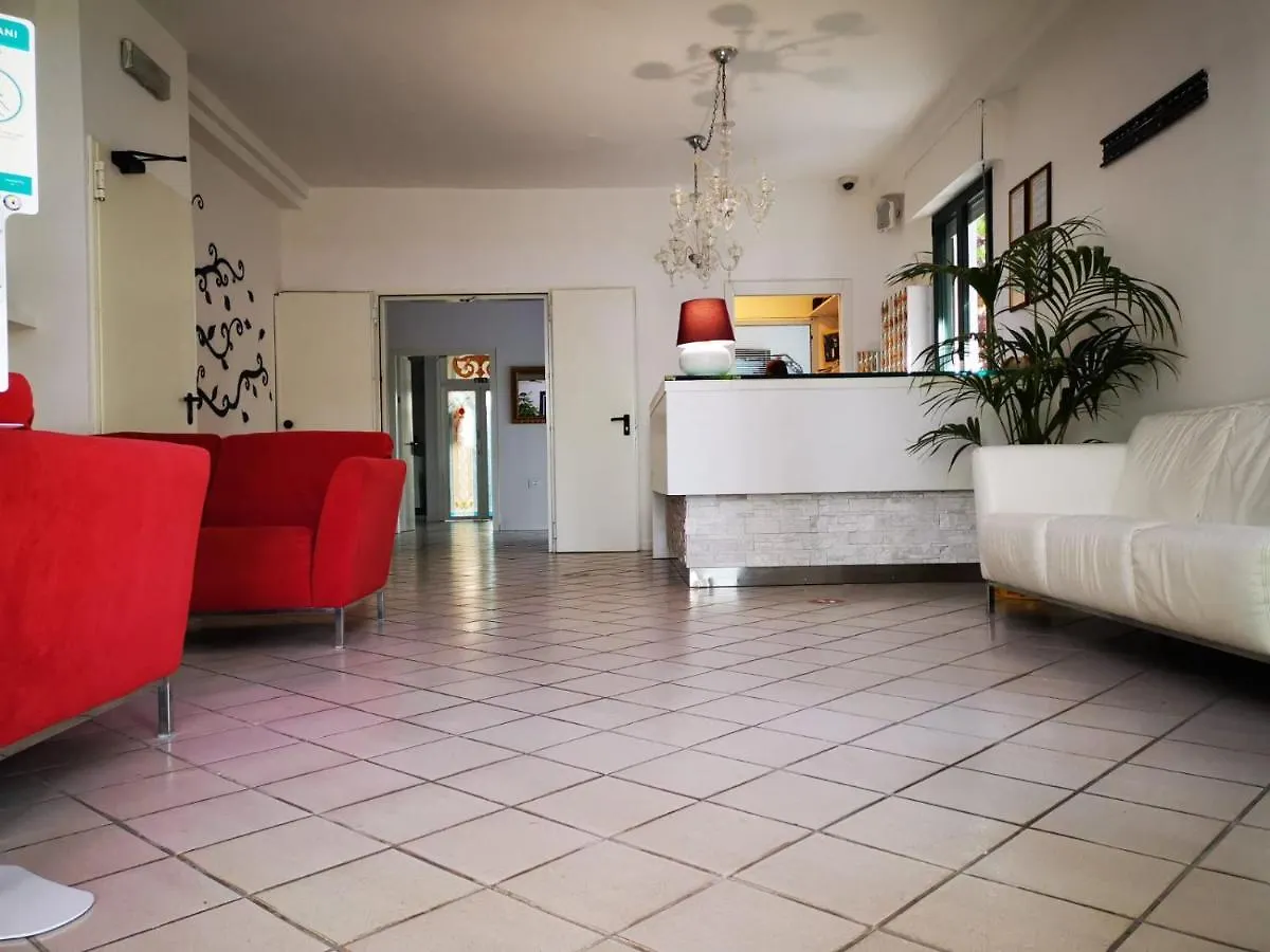 Kristalex Pet Family Hotel Cesenatico 3*,