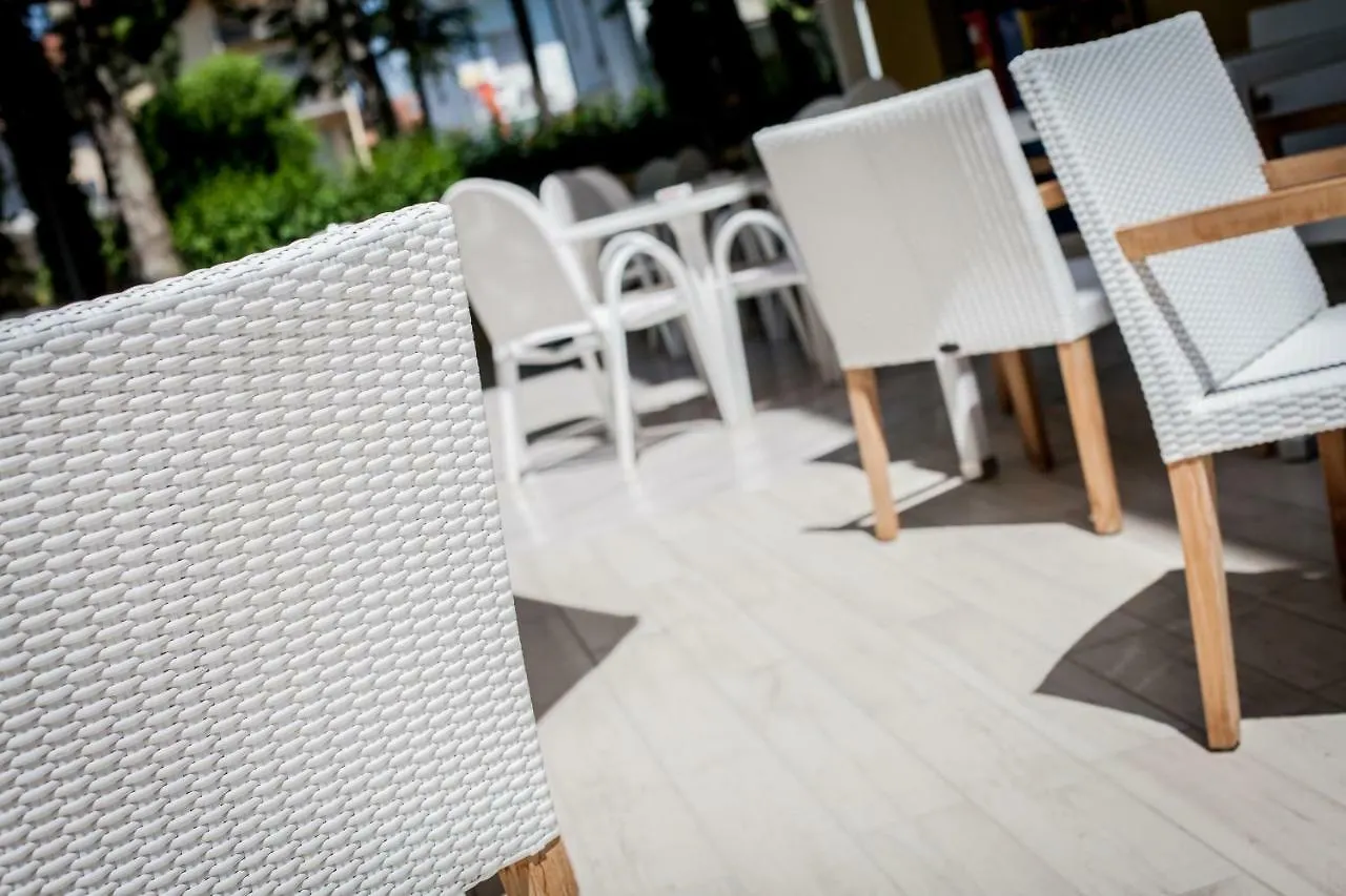 ***  Kristalex Pet Family Hotel Cesenatico Italy
