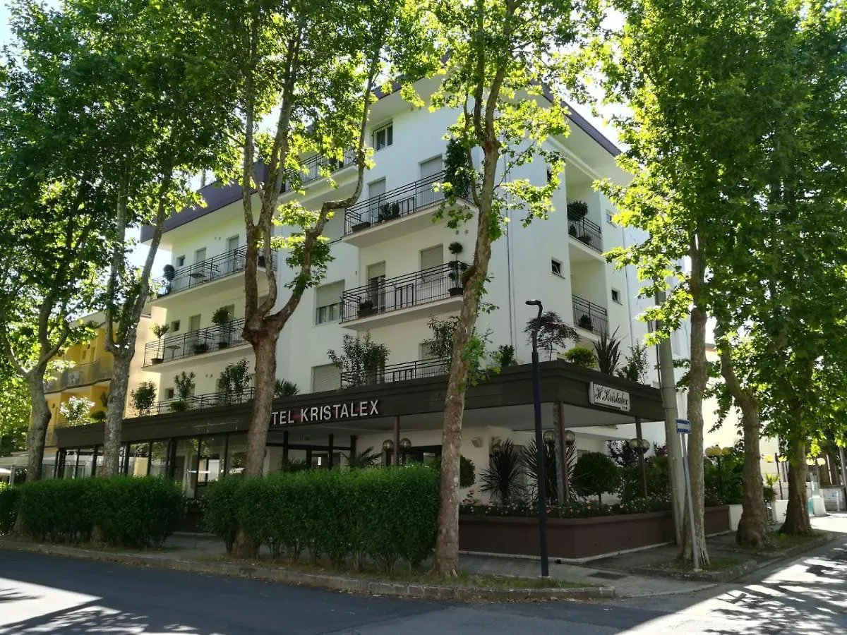 Kristalex Pet Family Hotel 切塞纳蒂科