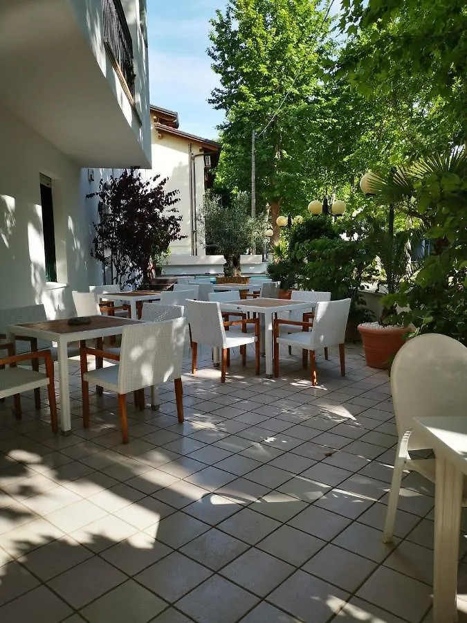 Kristalex Pet Family Hotel Cesenatico 3*,  Italia