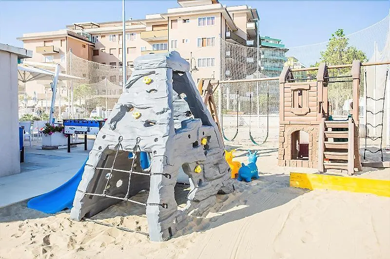 ***  Kristalex Pet Family Hotel Cesenatico Italia