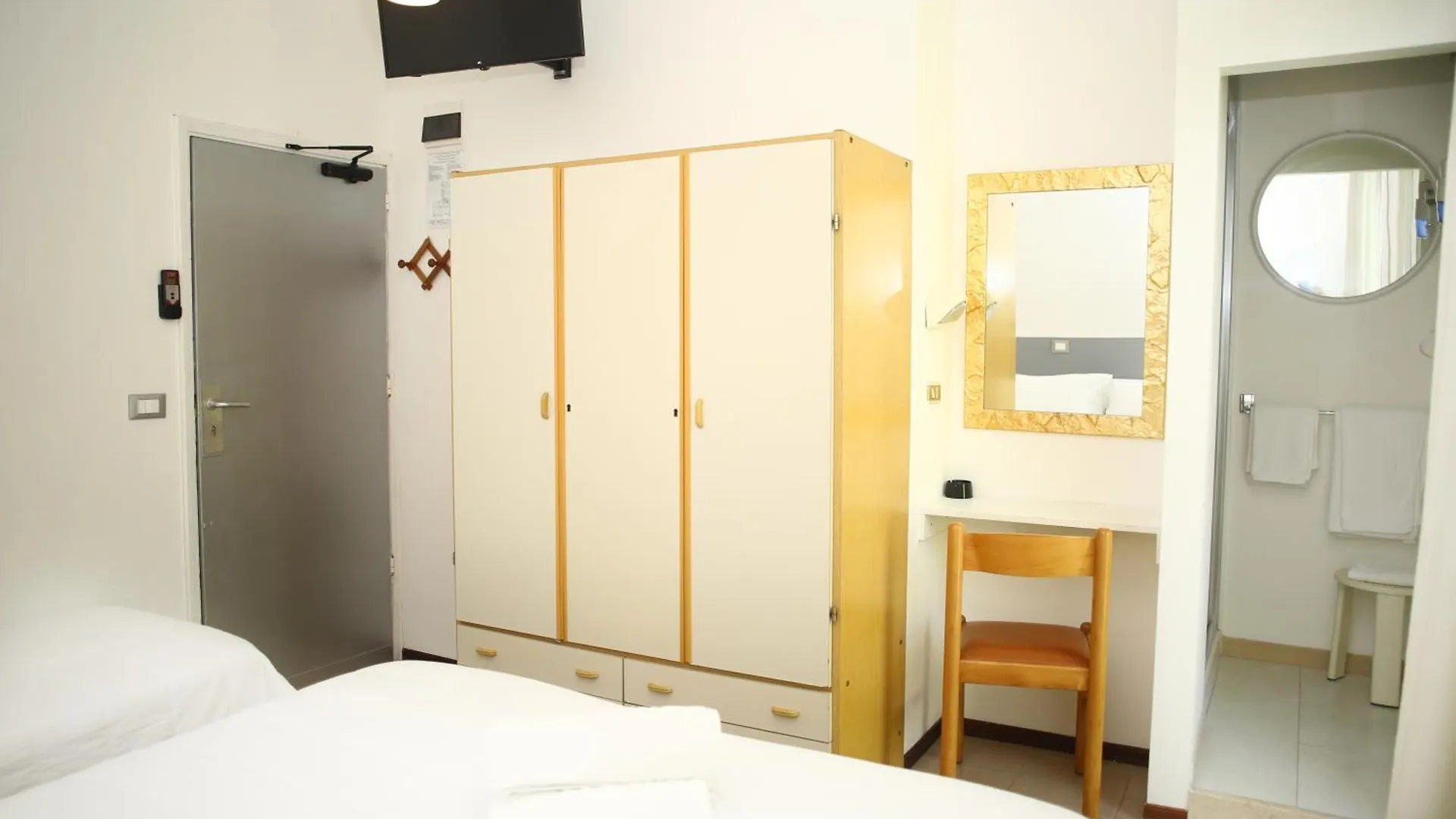 Kristalex Pet Family Hotel Cesenatico 3*,